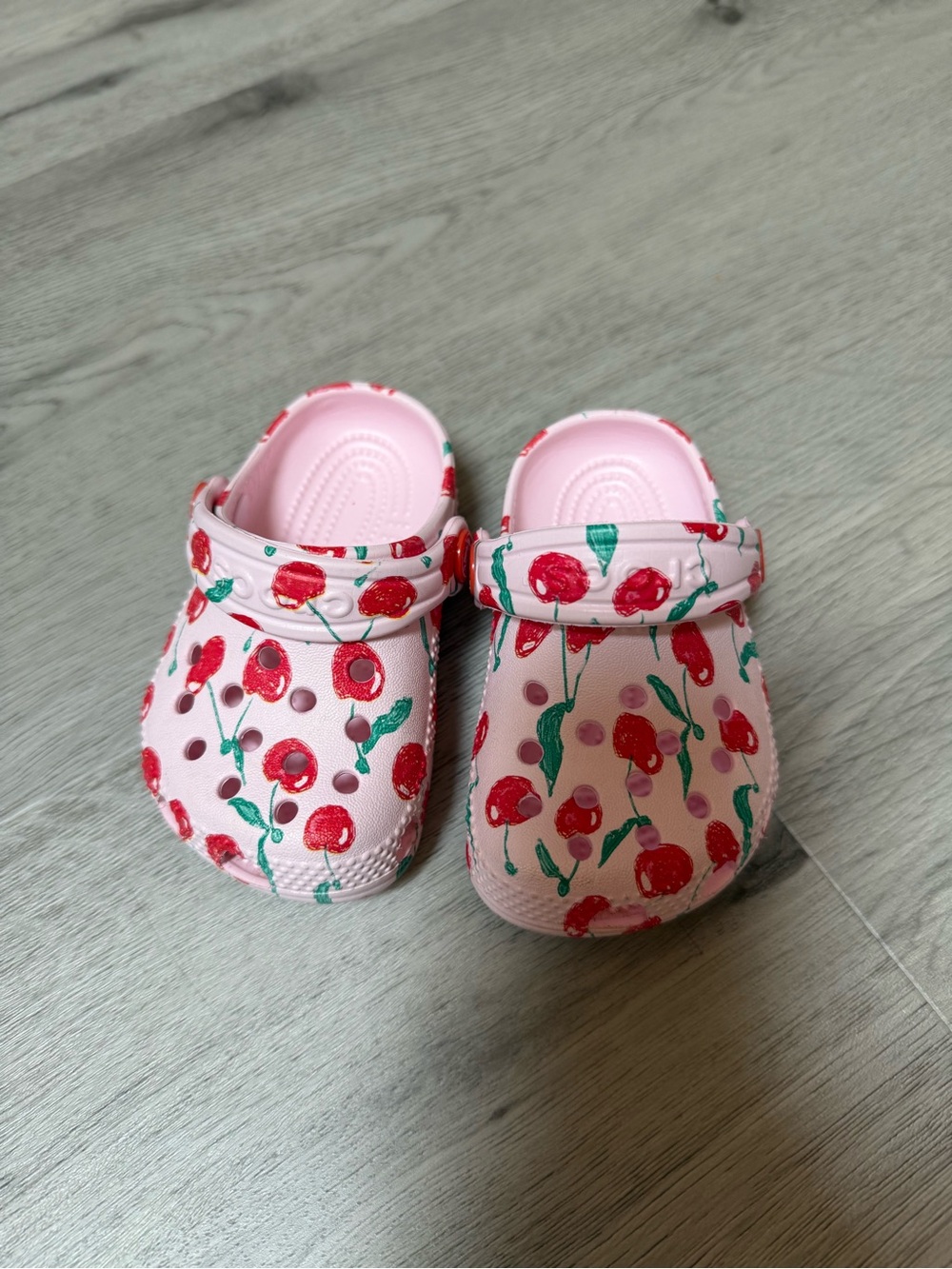 Crocs Baby Toddler Pink Cherry Classic Clogs C2/3